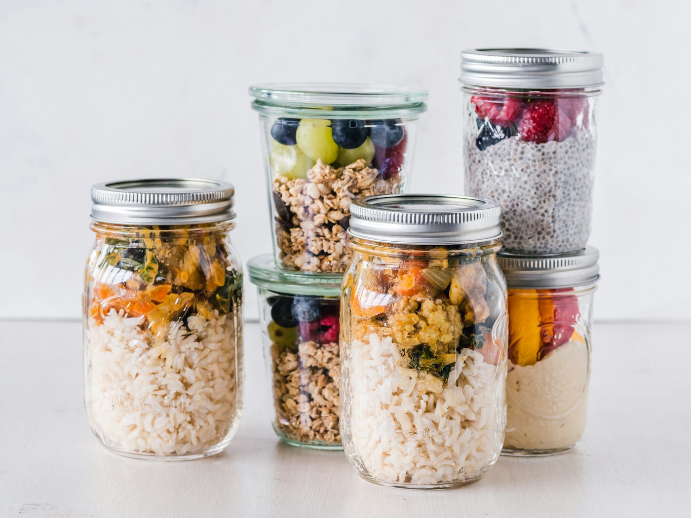 Glass or plastic containers: which should you buy?