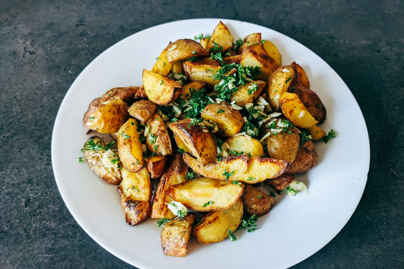 How long do cooked potatoes last in the fridge? 4 days