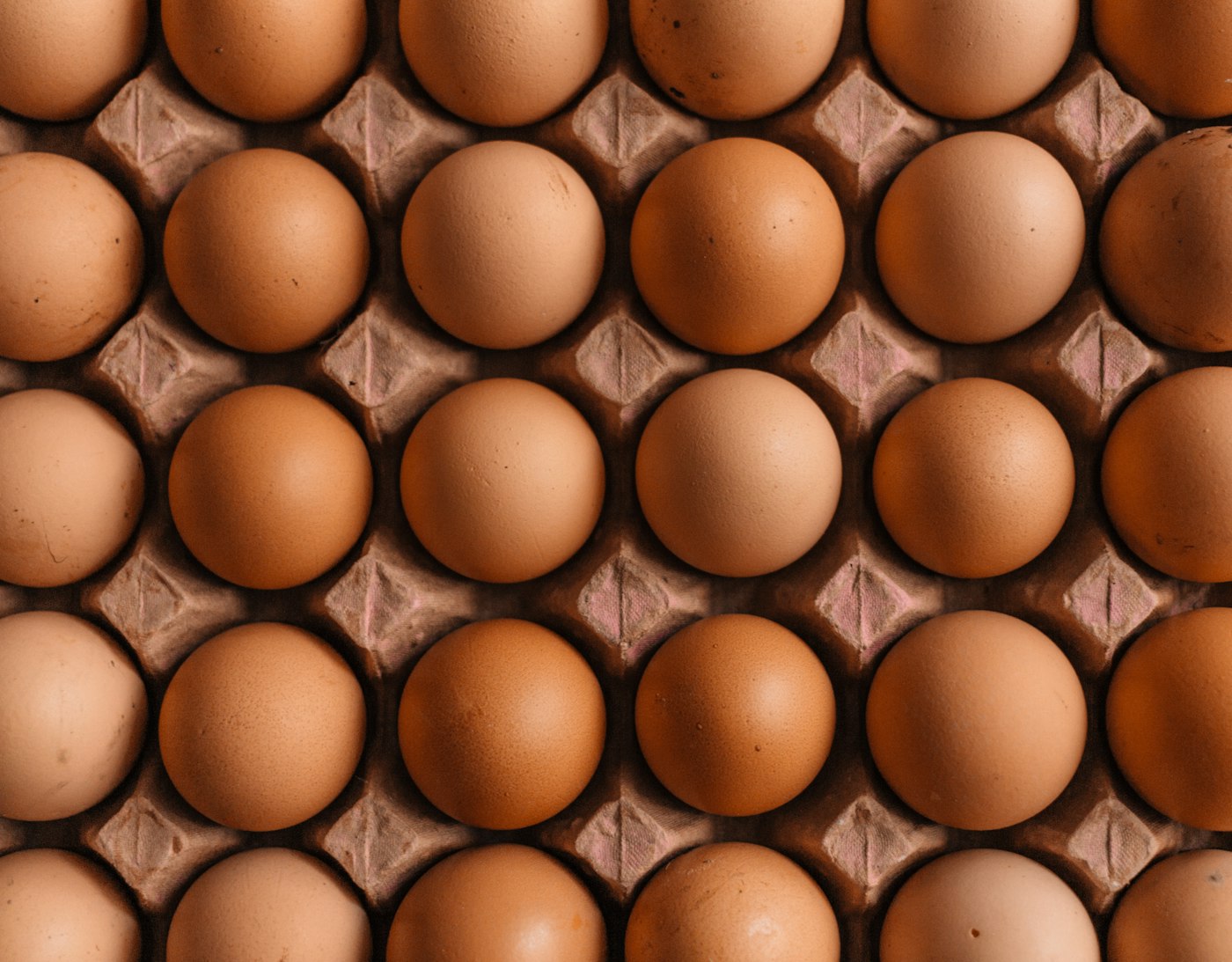 How long do eggs last in the fridge?