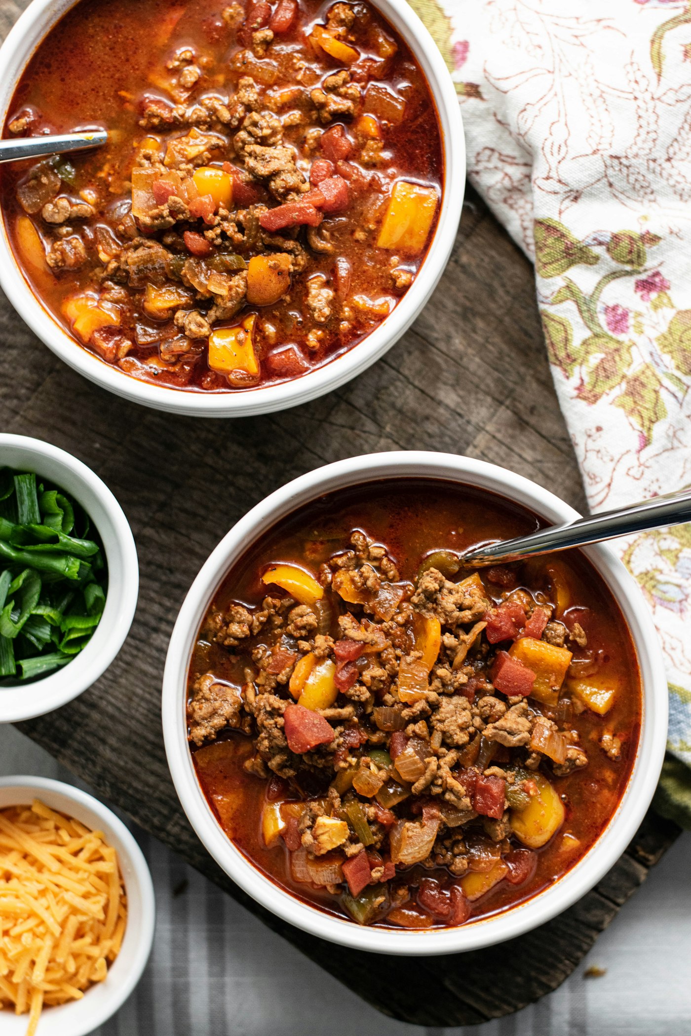 How long does chili last in the fridge?