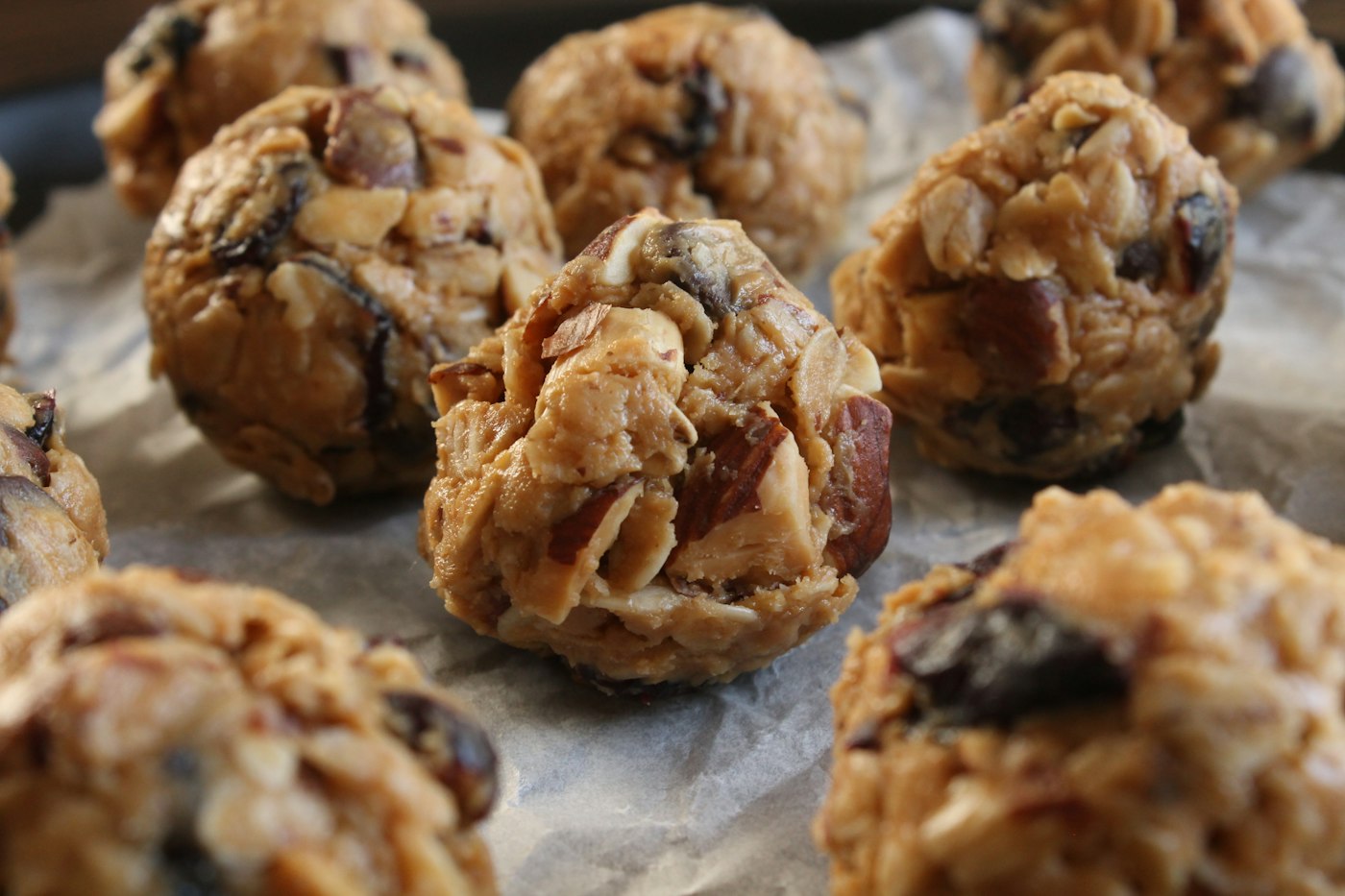 No-bake oat energy bites